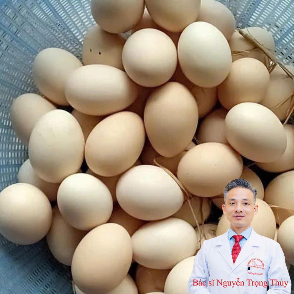 Ra chợ mua trứng gặp 3 loại này, ngon rẻ mấy cũng đừng mua: Cảnh báo để tránh “tiền mất, tật mang”