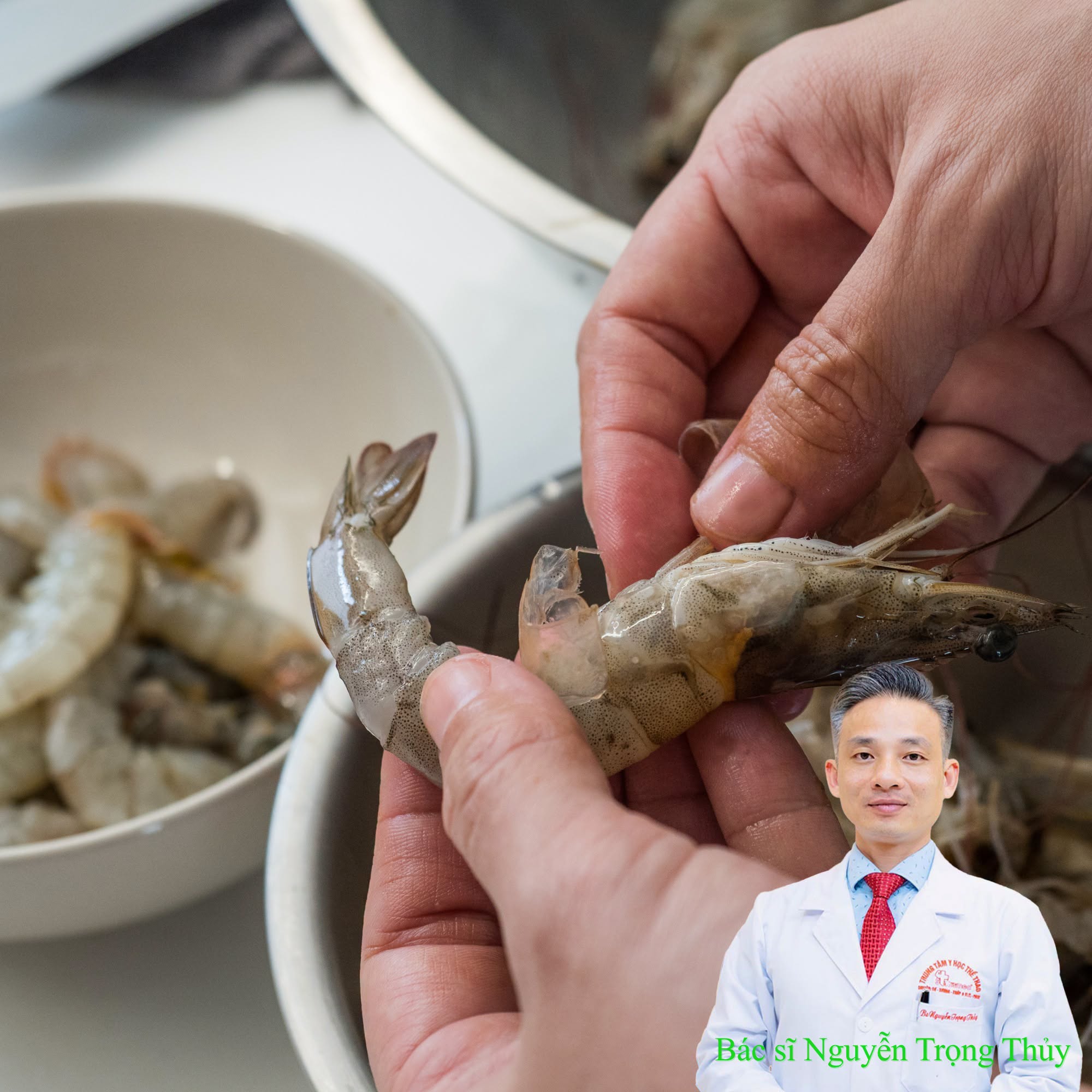 Vỏ Tôm Có Thực Sự Giàu Canxi? Có Nên Ăn Cả Vỏ?